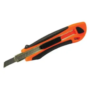CUTTER PICCOLO CON CARICATORE AUTOMATICO A 3 LAME MM.9