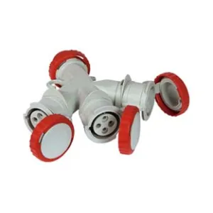 ADATTATORE INDUSTRIALE 380V CON SPINA E 3 PRESE CEE 309 IP67