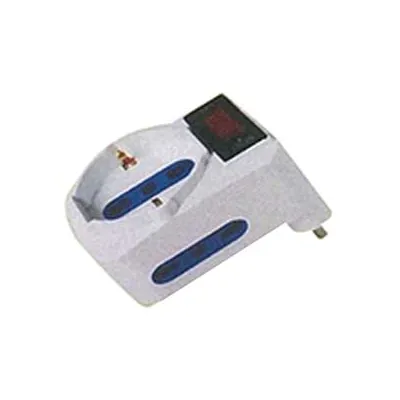 ADATTATORE TRIPLO 2 BIPASSO + 1 SCHUKO CON INTERRUTTORE E PROTEZIONE