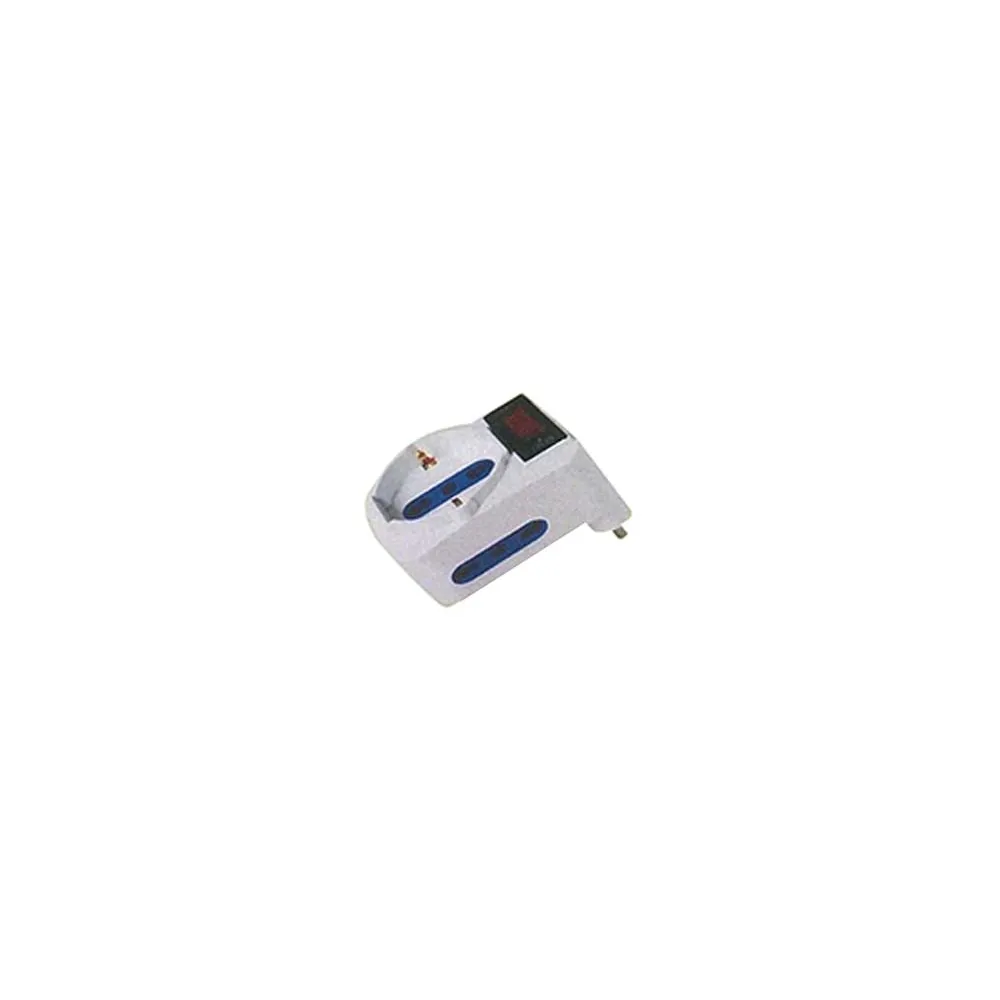 ADATTATORE TRIPLO 2 BIPASSO + 1 SCHUKO CON INTERRUTTORE E PROTEZIONE