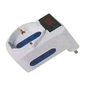 ADATTATORE TRIPLO 2 BIPASSO + 1 SCHUKO CON INTERRUTTORE E PROTEZIONE