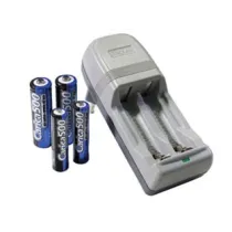 CARICATORE PER 2 BATTERIE CON PZ. 2 "AA" E PZ. 2 "AAA" CARICA500