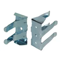 GANCIO PER APPLICAZIONE ZOCCOLO CUCINE