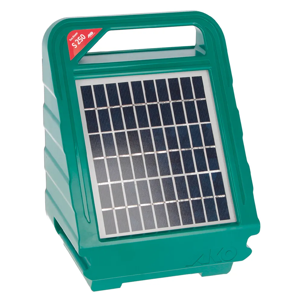 ELETTRIFICATORE A PANNELLO SOLARE 'SUN POWER S 250 6 km ELETTRIFICATORE A PANNELLO SOLARE 'SUN POWER S 250 6 km