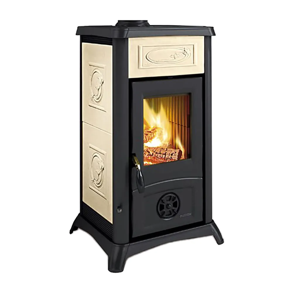 STUFA A LEGNA 'GEMMA 5.0 CERAMICA' 7 kW - colore liberty panna STUFA A LEGNA 'GEMMA 5.0 CERAMICA' 7 kW - colore liberty panna