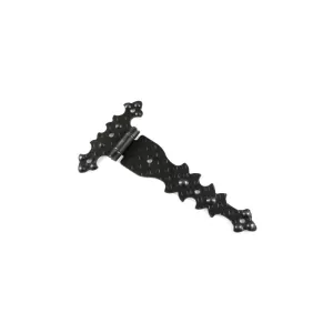Cerniere rustiche in ferro martellato nero Misura (mm x mm): 92 x 182 mm.