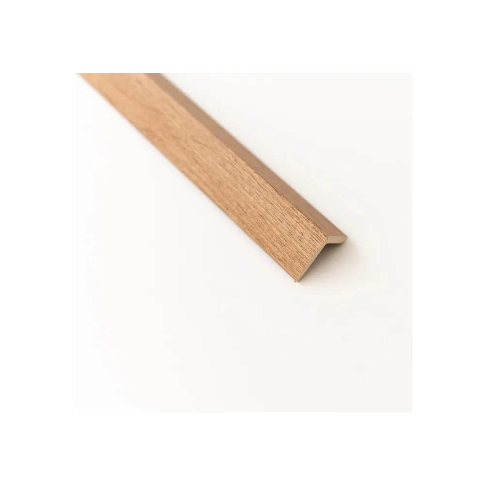 PARASPIGOLO 28X28 MDF 300 CM ROVERE MEDIO (20