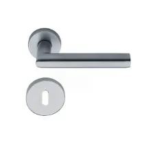 MANIGLIA ACCIAIO LUCIA C/BOCCHETTA SATINATO