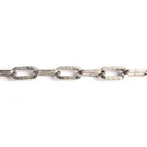 CATENA ORNAMENTALE PRETAGLIATA MARTELLATA QUADRATA 2