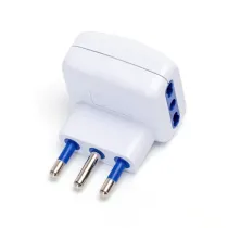 Adattatore a 3 vie 16A bianco Adattatore a 3 vie 16A bianco