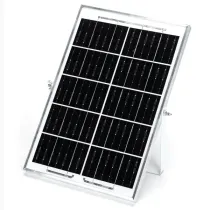 Plafoniera solare con accumulatore fotovoltaico
