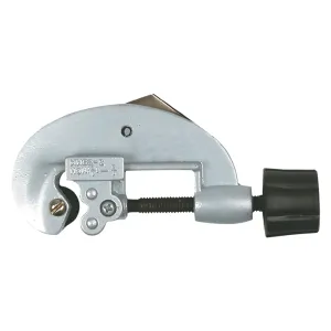 TAGLIATUBI A ROTELLA CON SVASATORE mm 3 Mag. 28